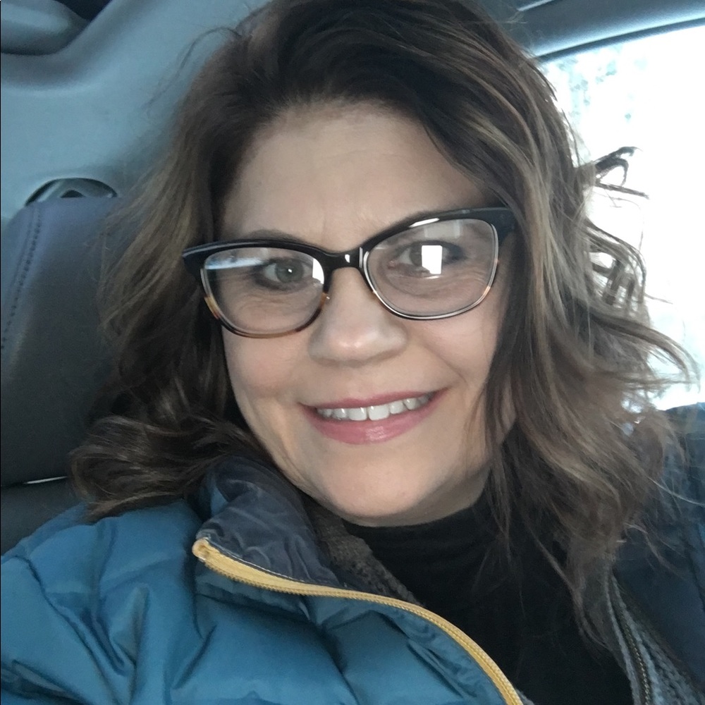 Meet your Posher, Julie